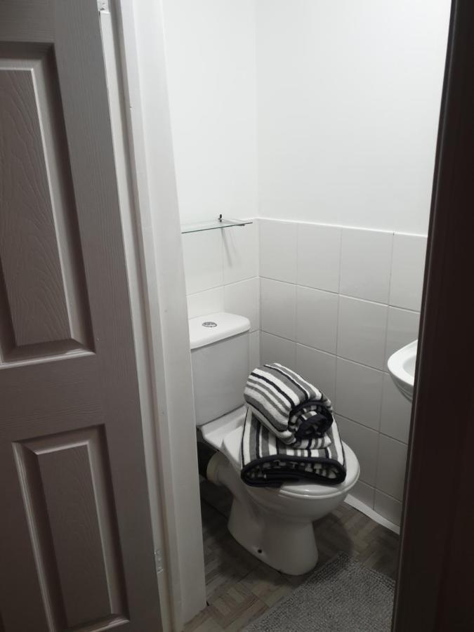 Coventry Studio Apartment Екстер'єр фото